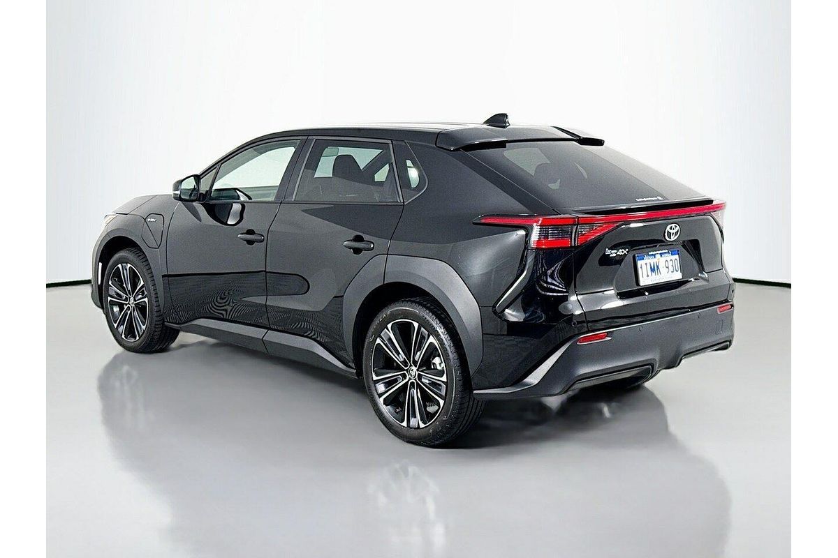 2024 Toyota bZ4X XEAM10R