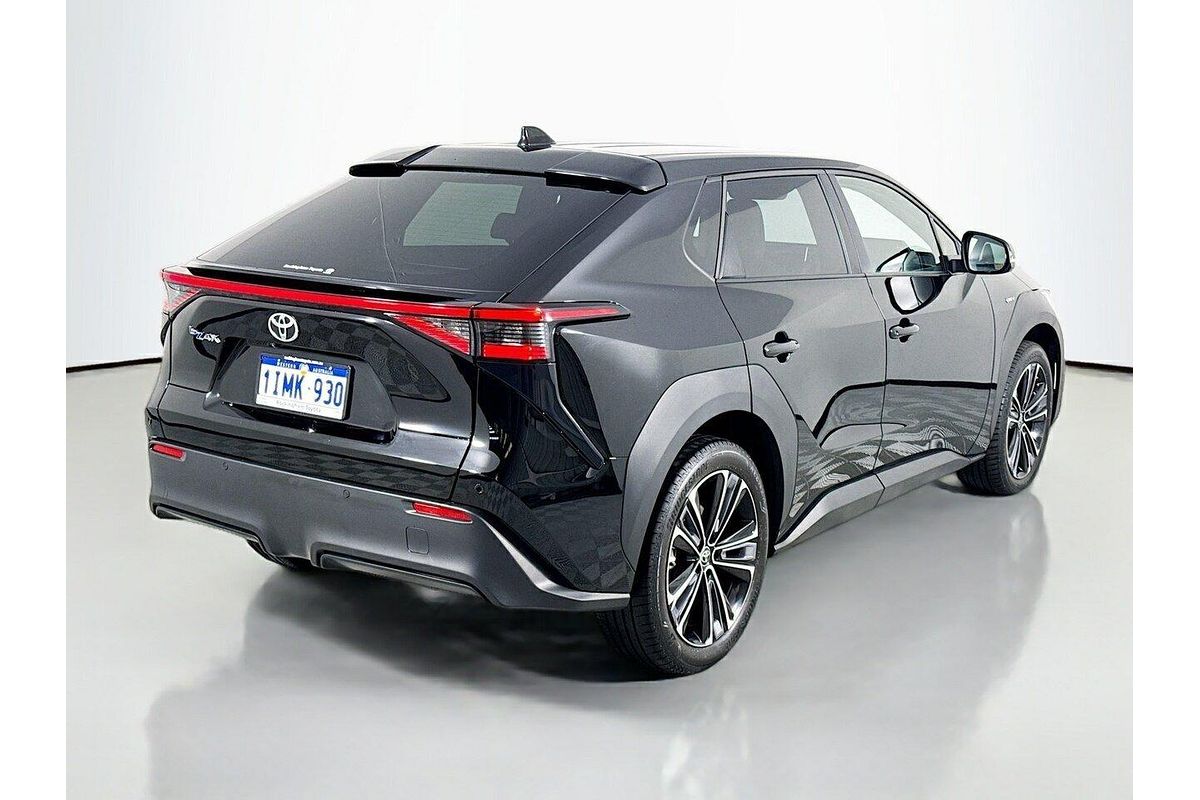 2024 Toyota bZ4X XEAM10R