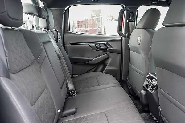 2024 Isuzu D-MAX
