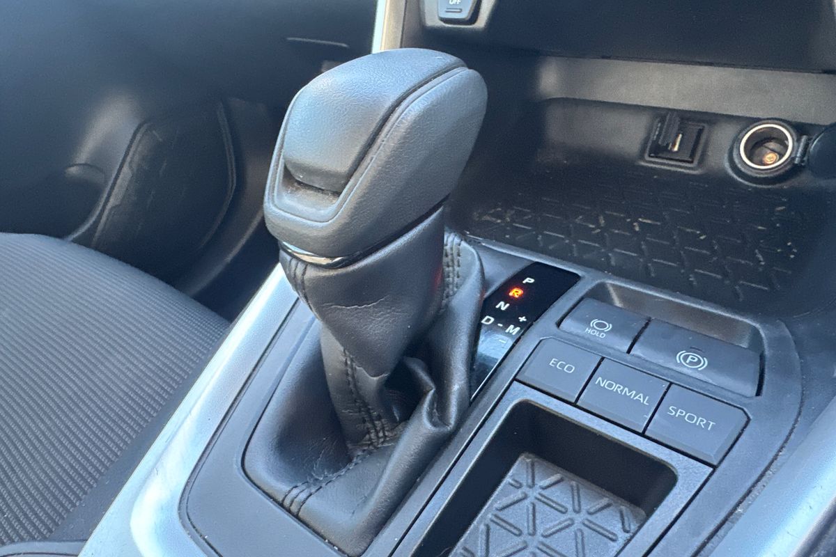 2019 Toyota RAV4 GX MXAA52R