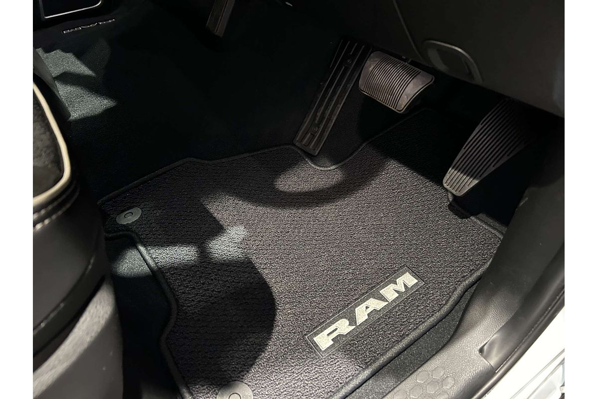 2023 RAM 2500 Laramie Rambox DJ 4X4