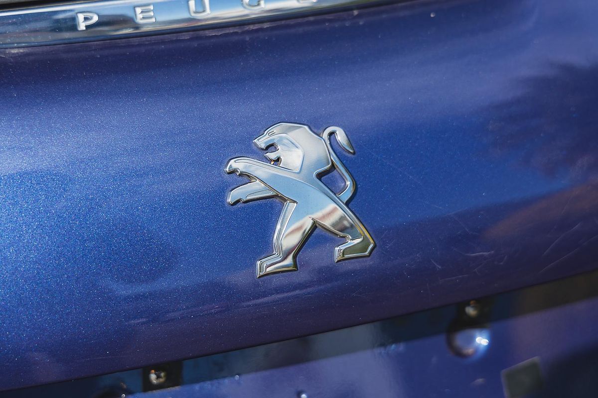 2012 Peugeot 208 Allure A9