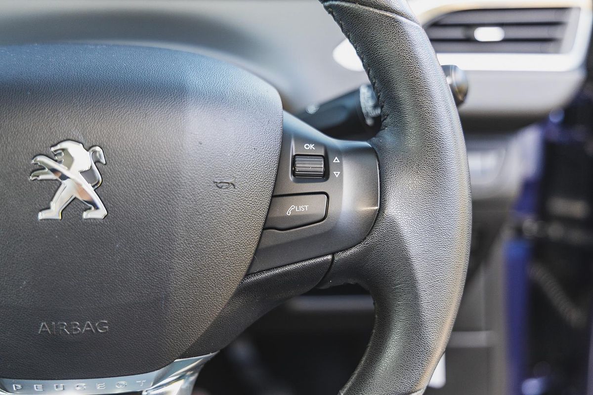 2012 Peugeot 208 Allure A9