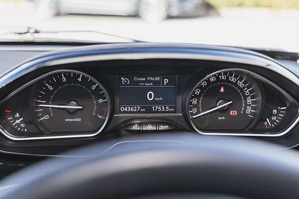 2012 Peugeot 208 Allure A9