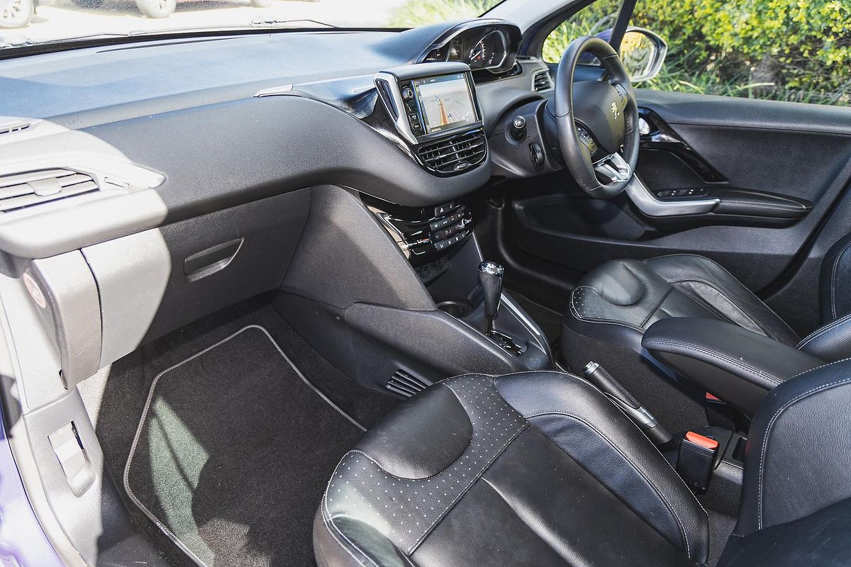 2012 Peugeot 208 Allure A9