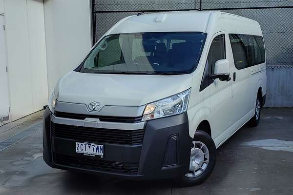 2025 Toyota Hiace Commuter GDH322R