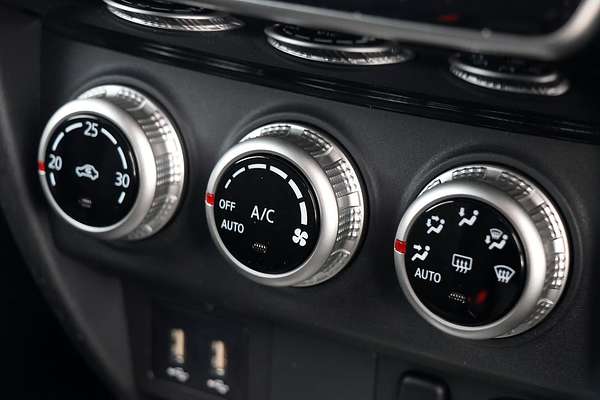 2025 Mitsubishi ASX MR XD