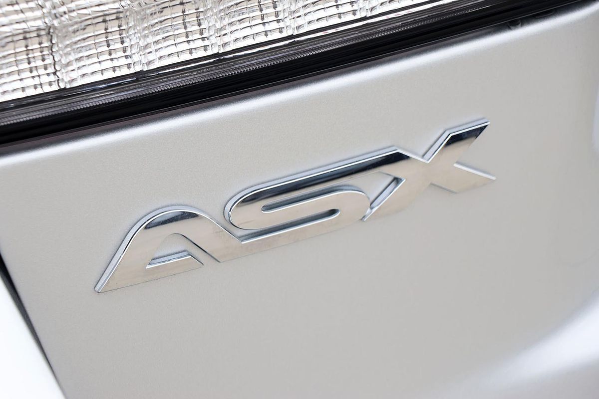 2025 Mitsubishi ASX MR XD