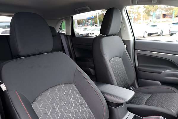 2025 Mitsubishi ASX MR XD