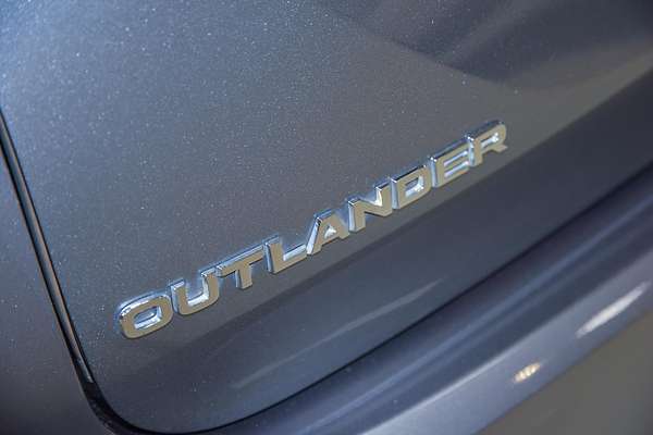 2021 Mitsubishi Outlander LS ZM