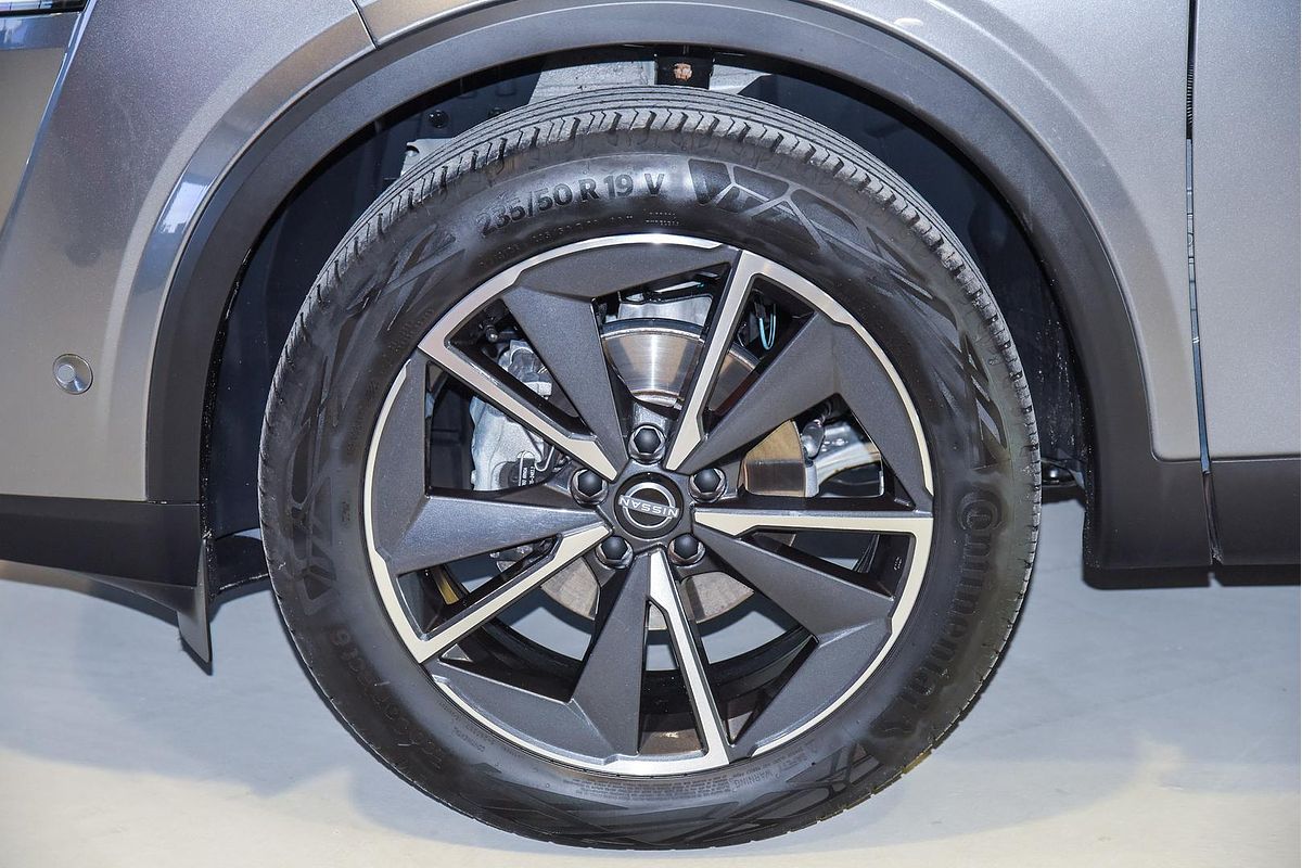 2023 Nissan QASHQAI Ti J12