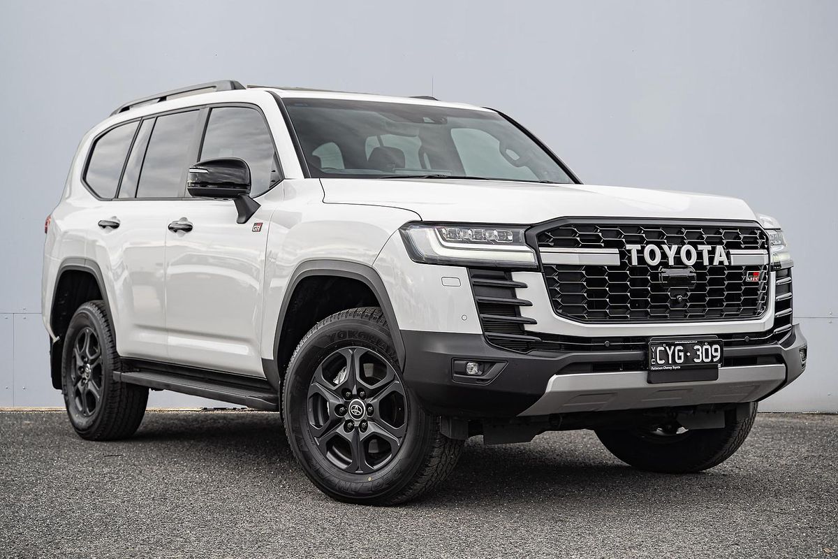 2024 Toyota Landcruiser GR Sport FJA300R