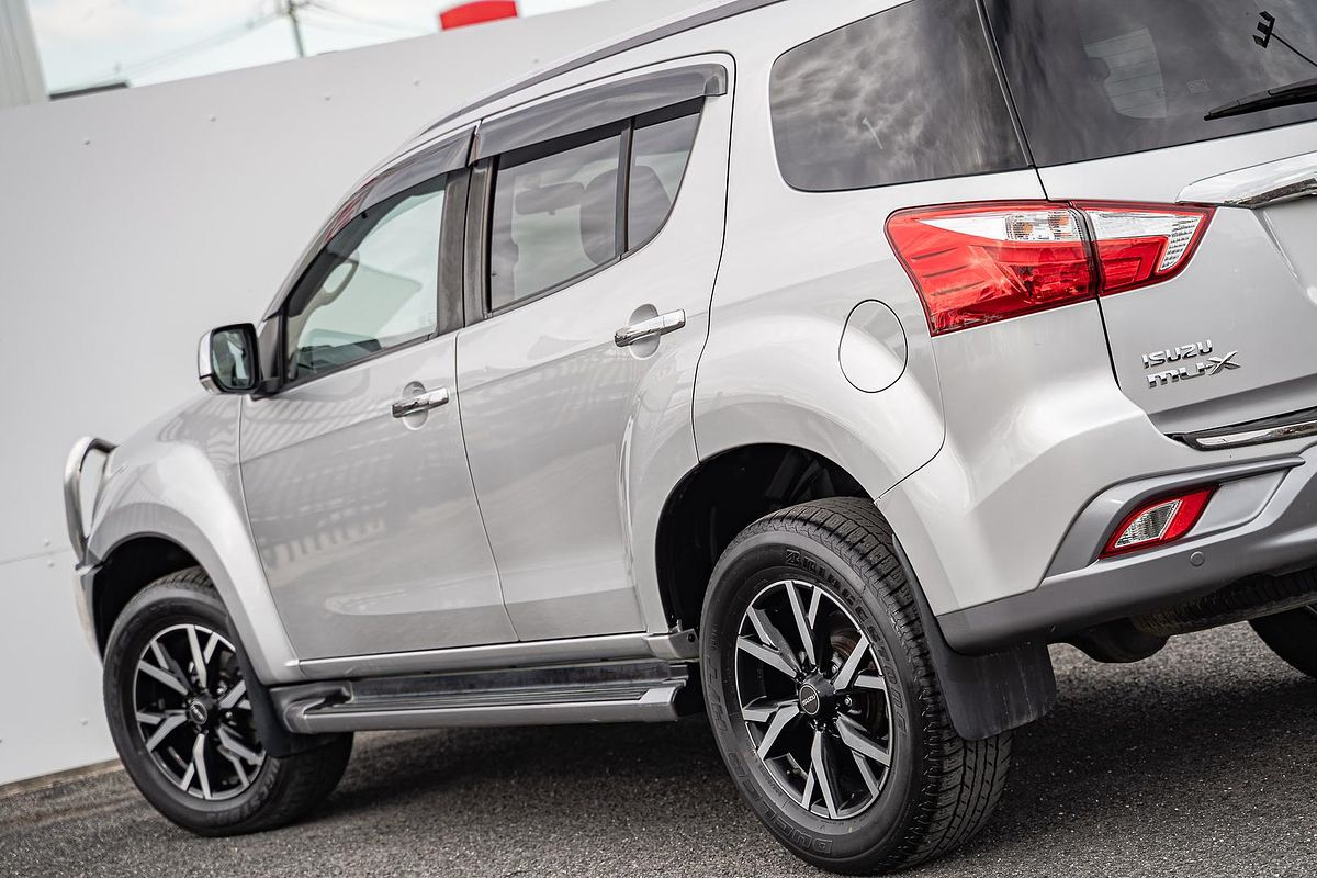 2019 Isuzu MU-X LS-T
