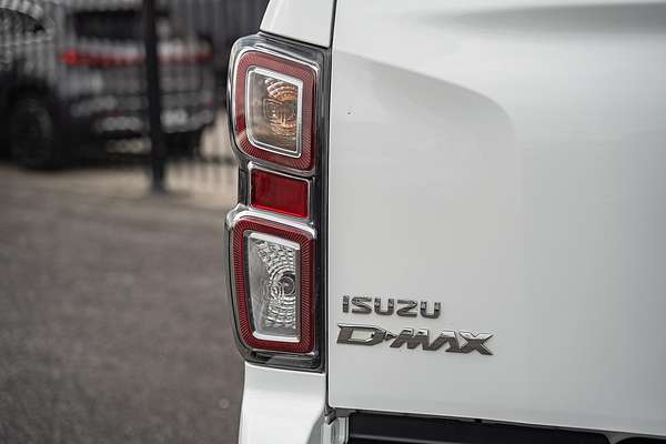 2022 Isuzu D-MAX X-TERRAIN 4X4