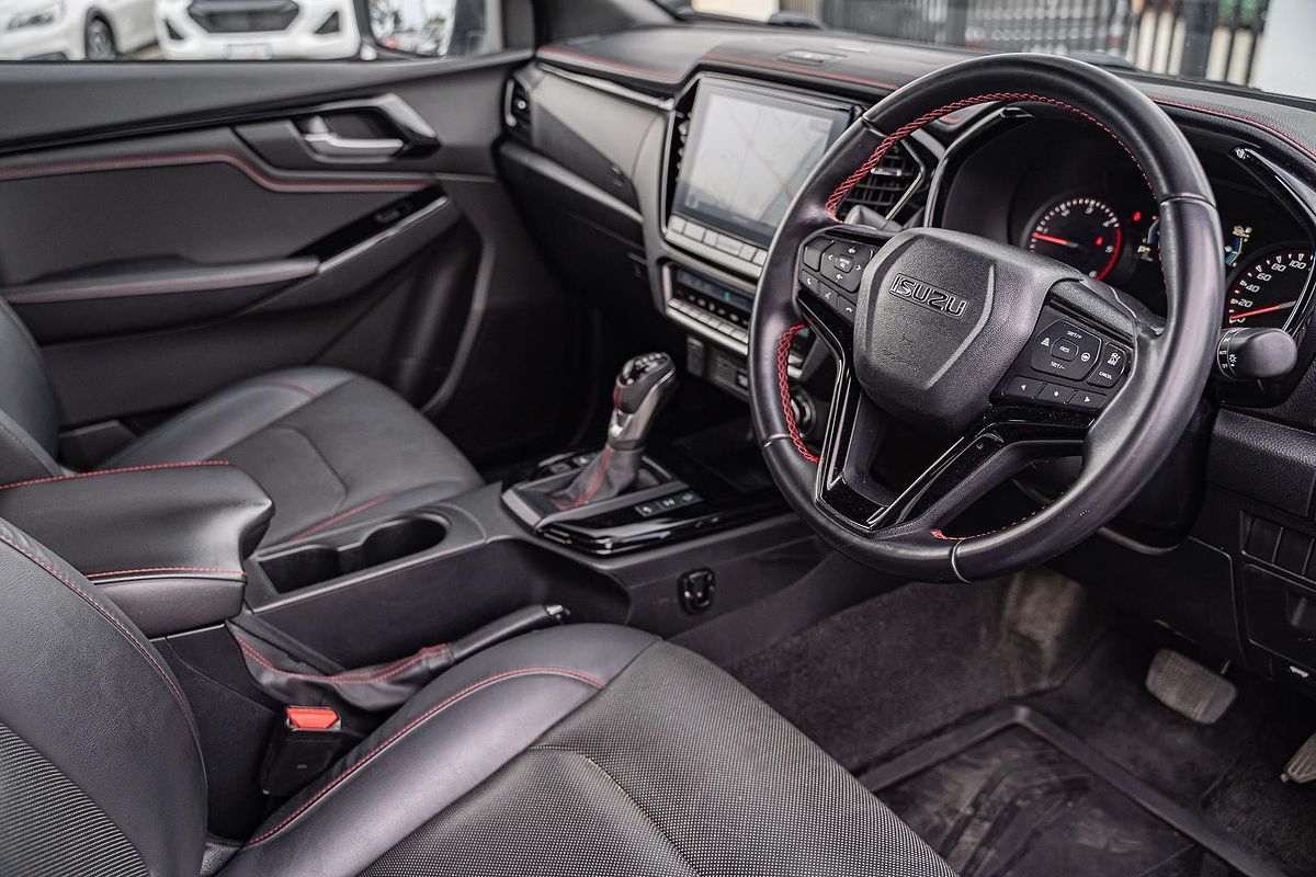 2022 Isuzu D-MAX X-TERRAIN 4X4