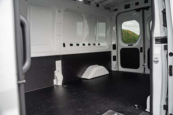 2025 LDV Deliver 9