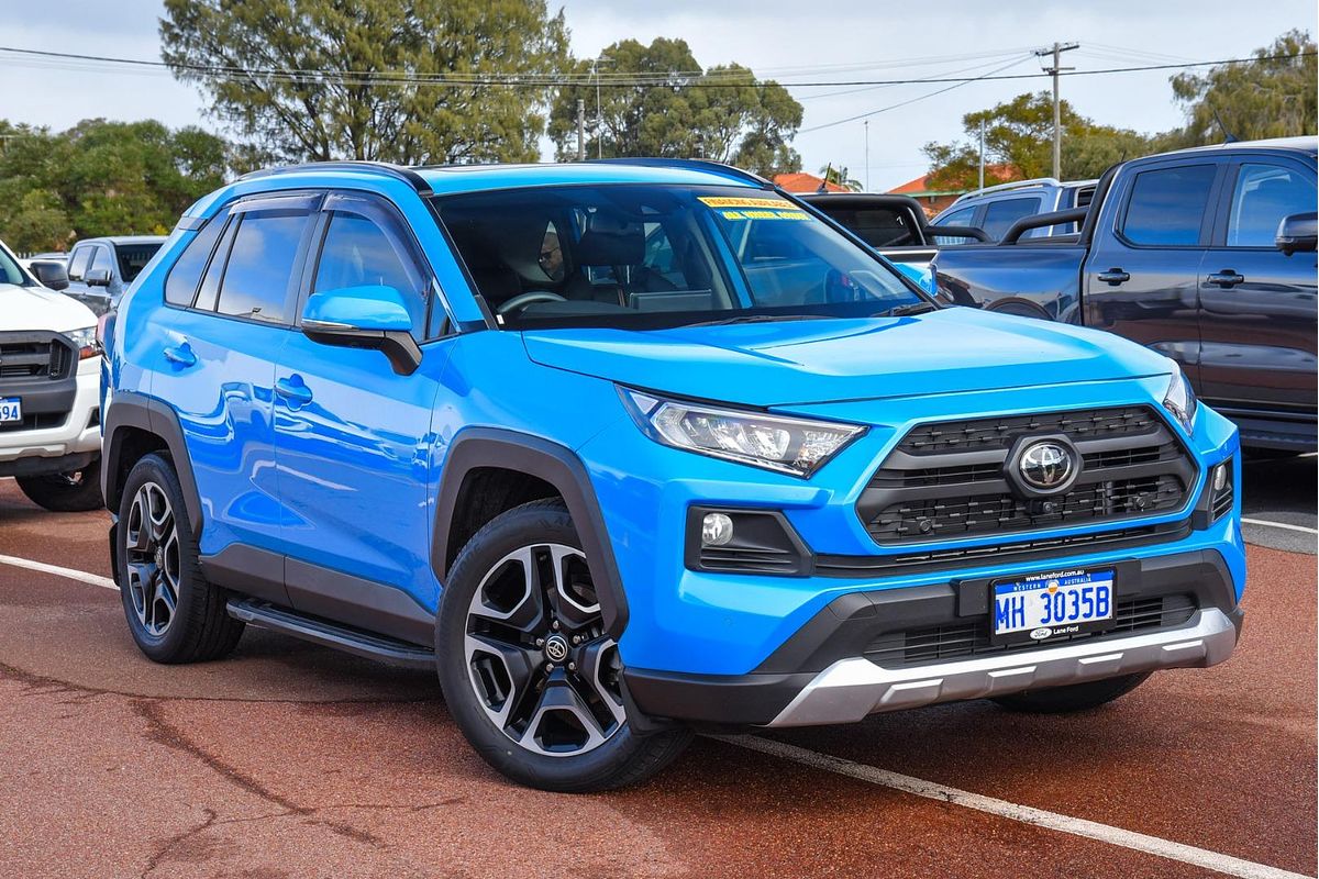 2019 Toyota RAV4 Edge AXAA54R