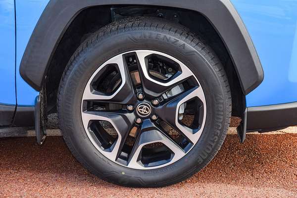 2019 Toyota RAV4 Edge AXAA54R