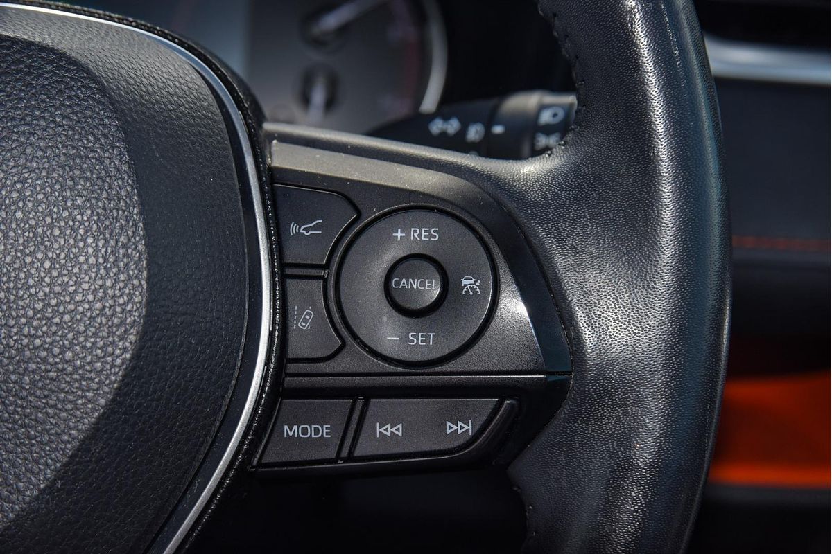 2019 Toyota RAV4 Edge AXAA54R