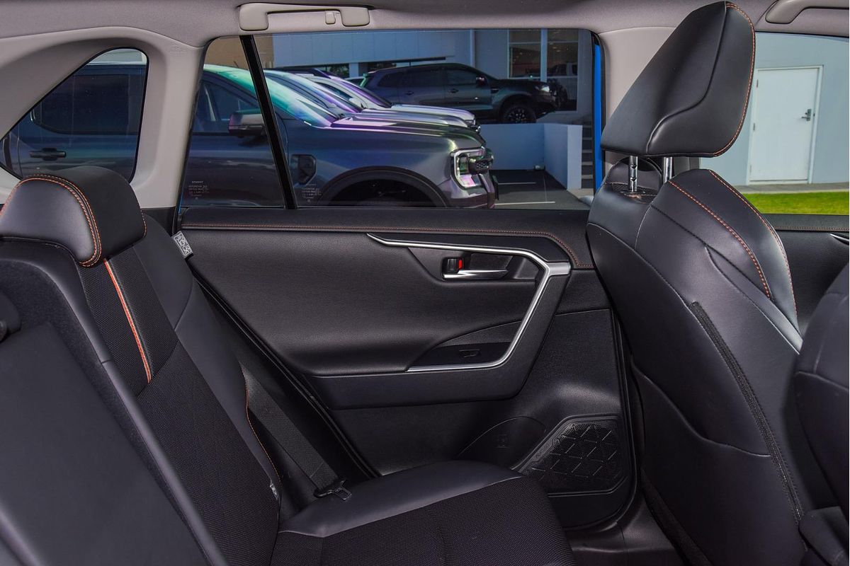 2019 Toyota RAV4 Edge AXAA54R