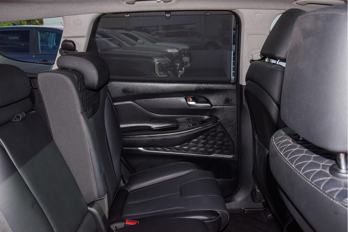 2020 Hyundai Santa Fe Highlander TM.2