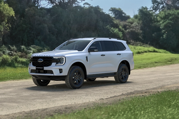 2025 Ford Everest Black Edition 2.0L