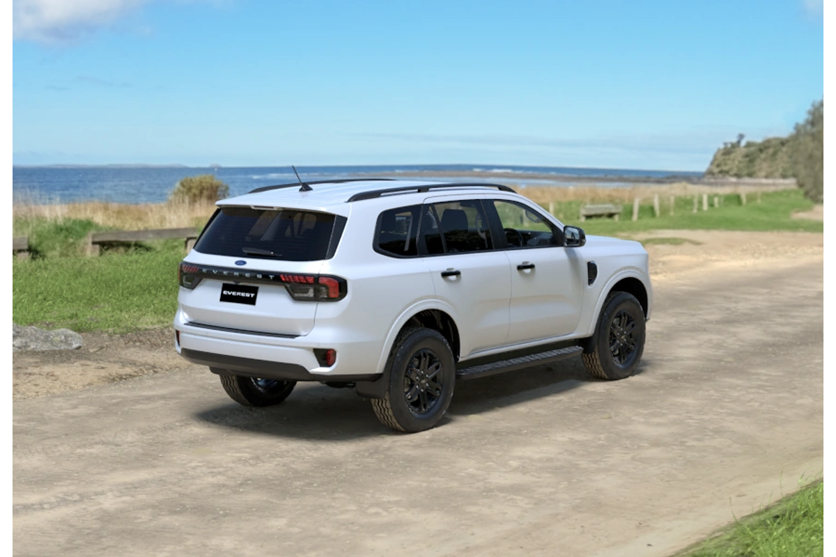 2025 Ford Everest Black Edition 2.0L
