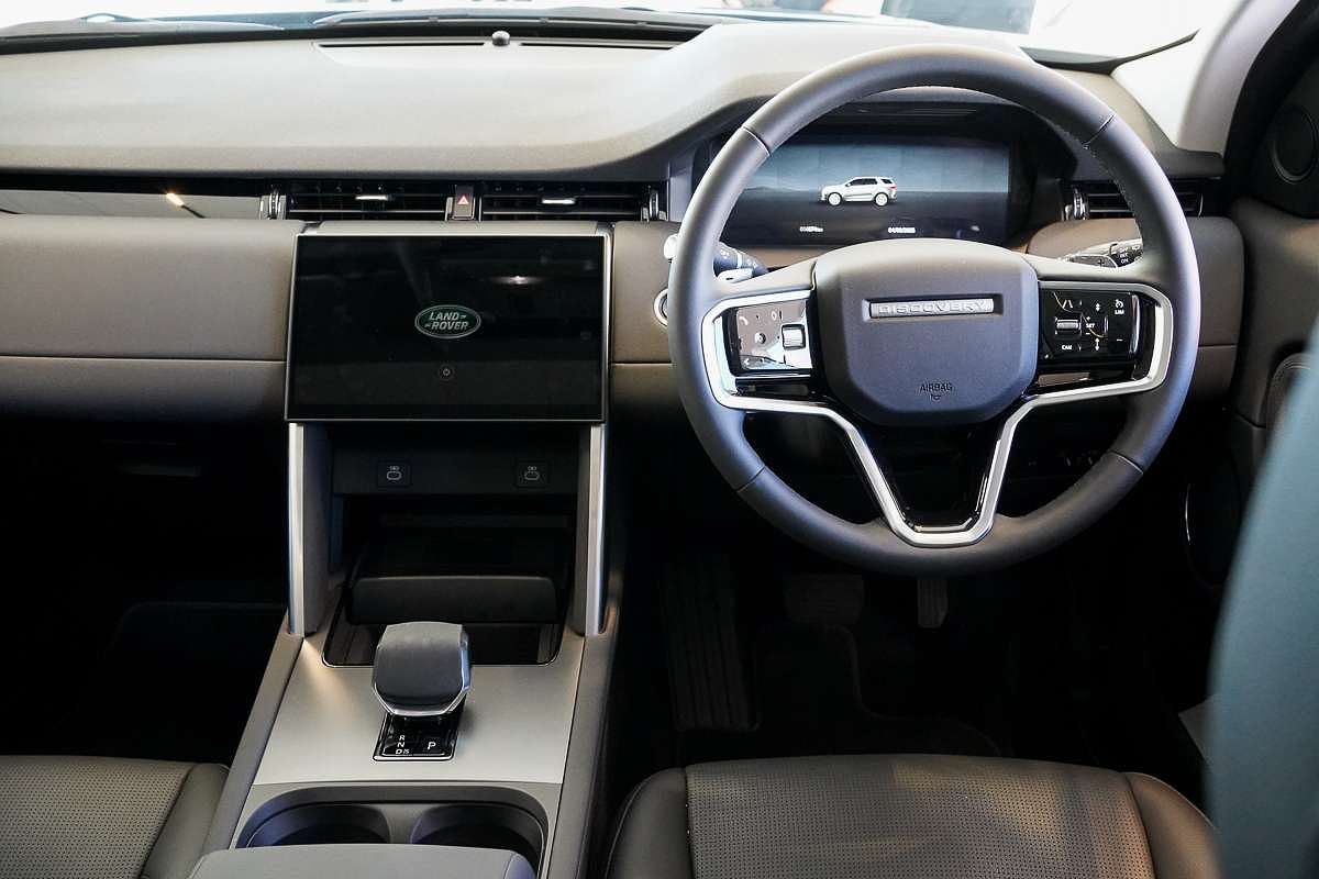 2024 Land Rover Discovery Sport P200 S L550