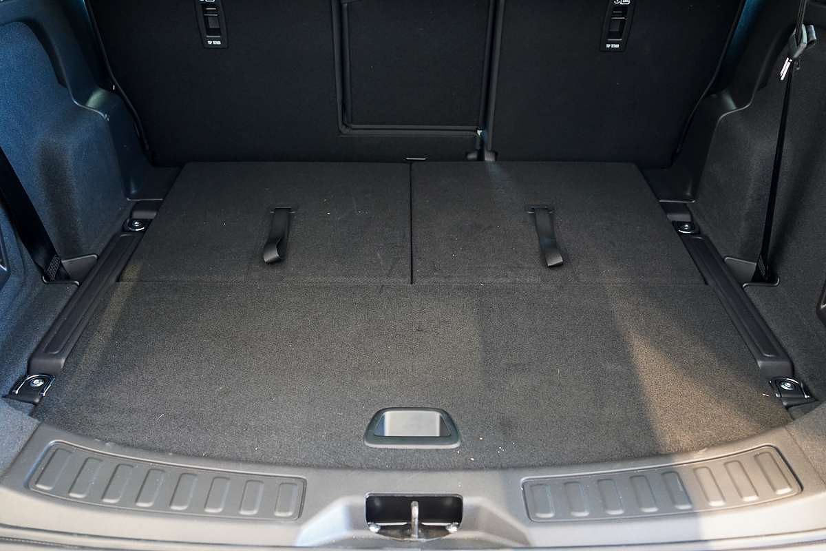 2024 Land Rover Discovery Sport P200 S L550