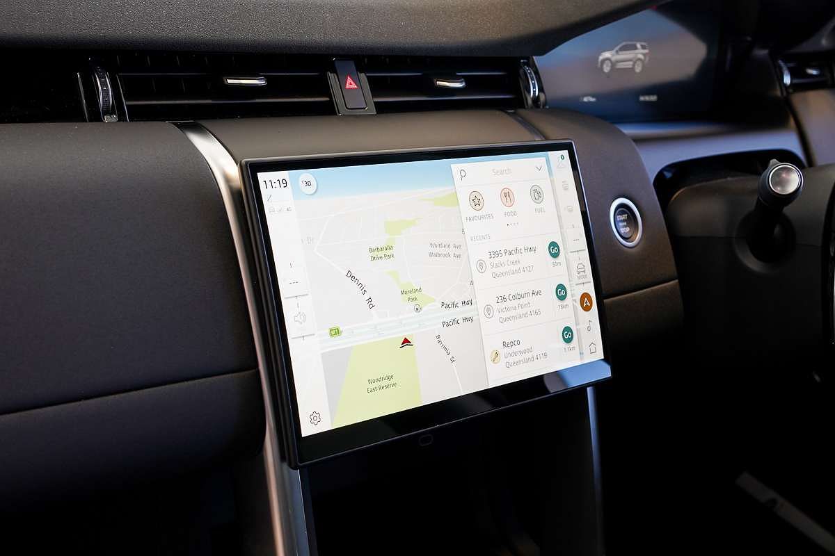 2024 Land Rover Discovery Sport P200 S L550