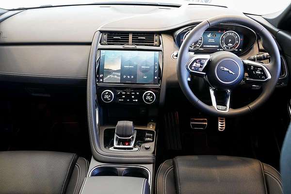 2024 Jaguar E-PACE P250 R-Dynamic SE X540