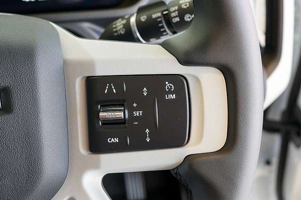 2024 Land Rover Defender 110 P400 X-Dynamic SE L663