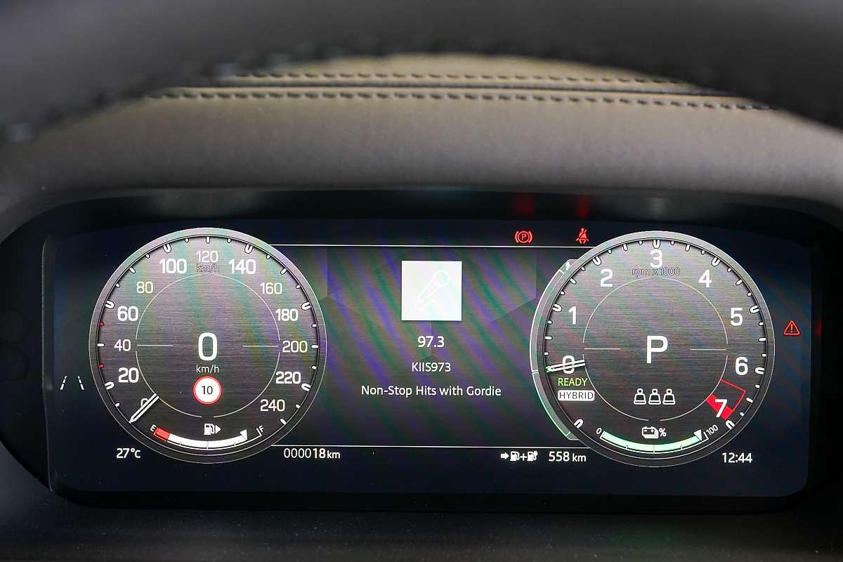 2024 Land Rover Defender 110 P400 X-Dynamic SE L663