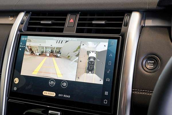 2024 Land Rover Discovery P360 Dynamic SE Series 5