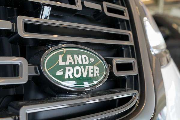 2024 Land Rover Range Rover Velar P250 Dynamic SE L560