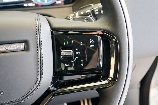 2024 Land Rover Range Rover Velar P250 Dynamic SE L560