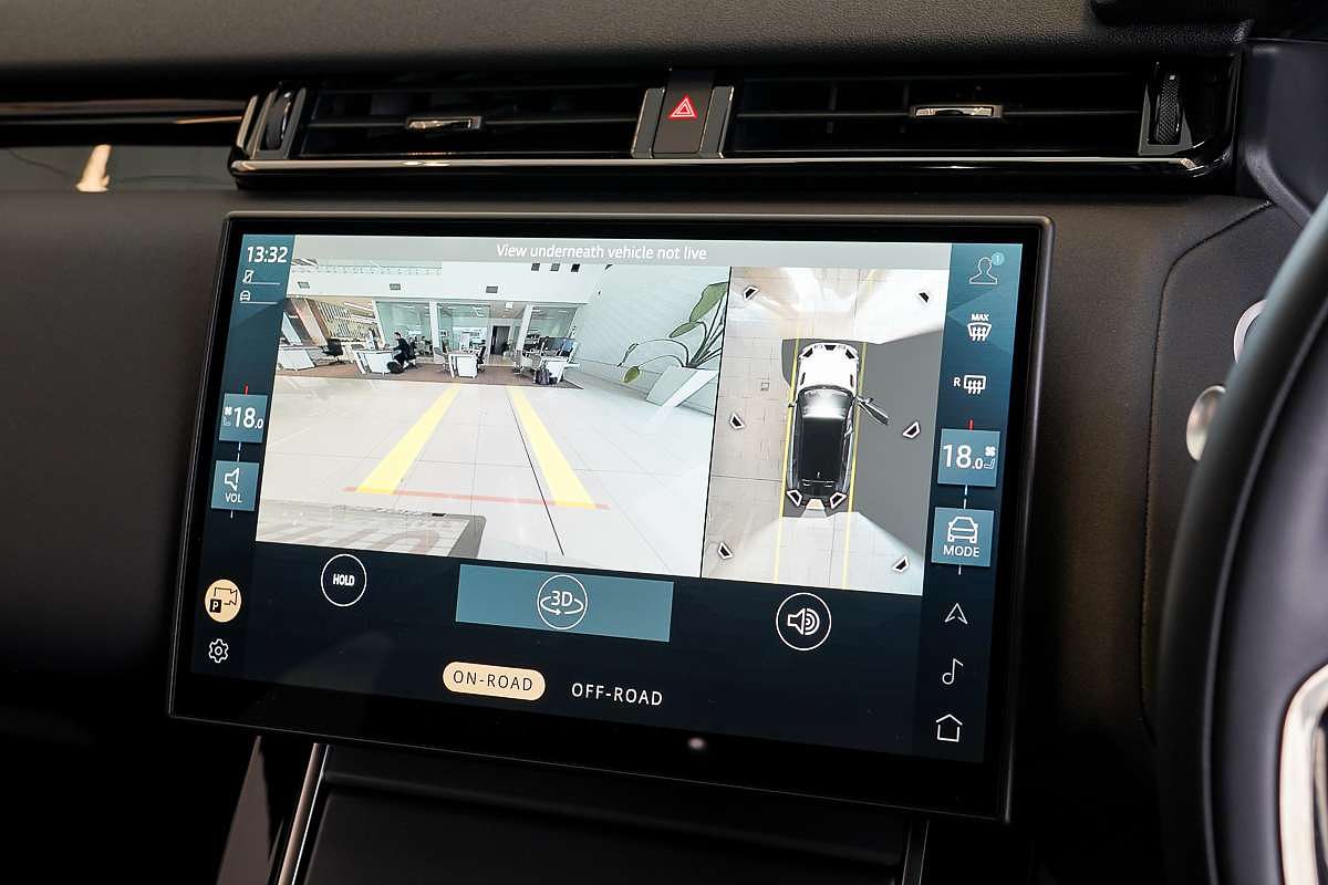 2024 Land Rover Range Rover Velar P250 Dynamic SE L560