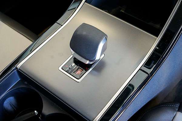 2024 Land Rover Range Rover Velar P250 Dynamic SE L560