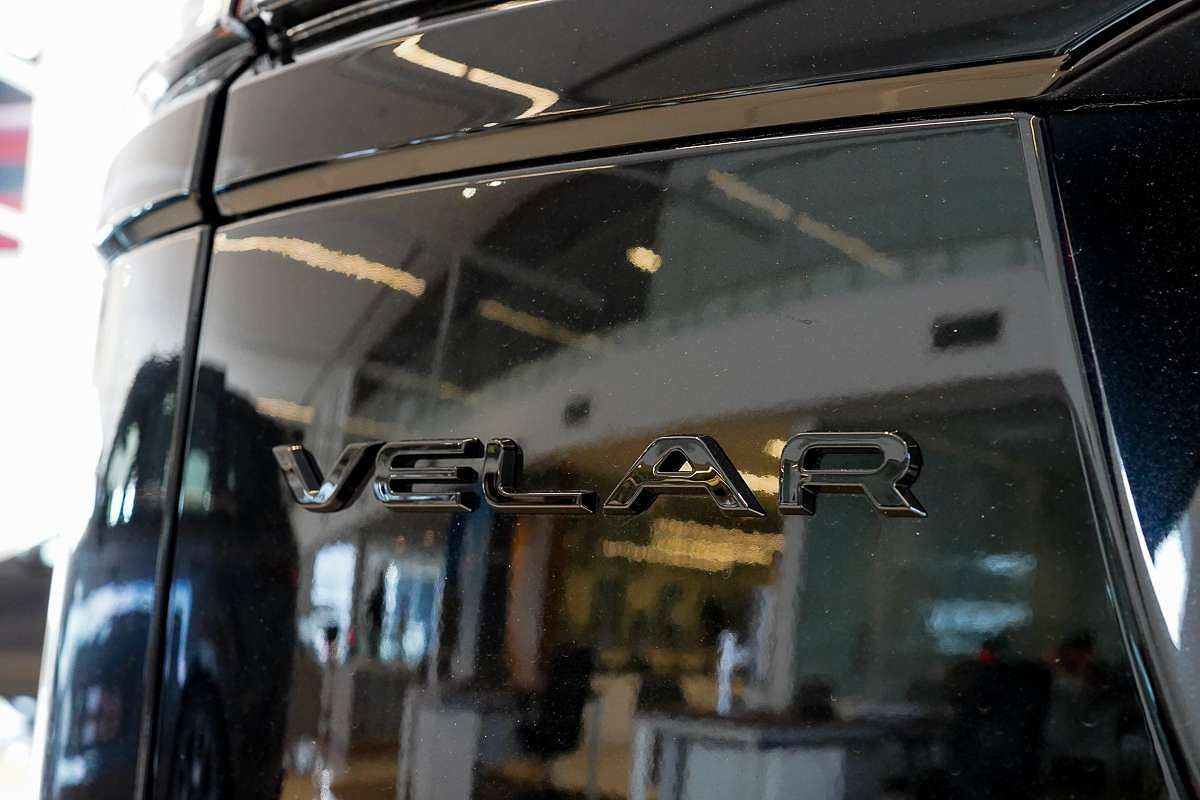 2024 Land Rover Range Rover Velar P250 Dynamic SE L560