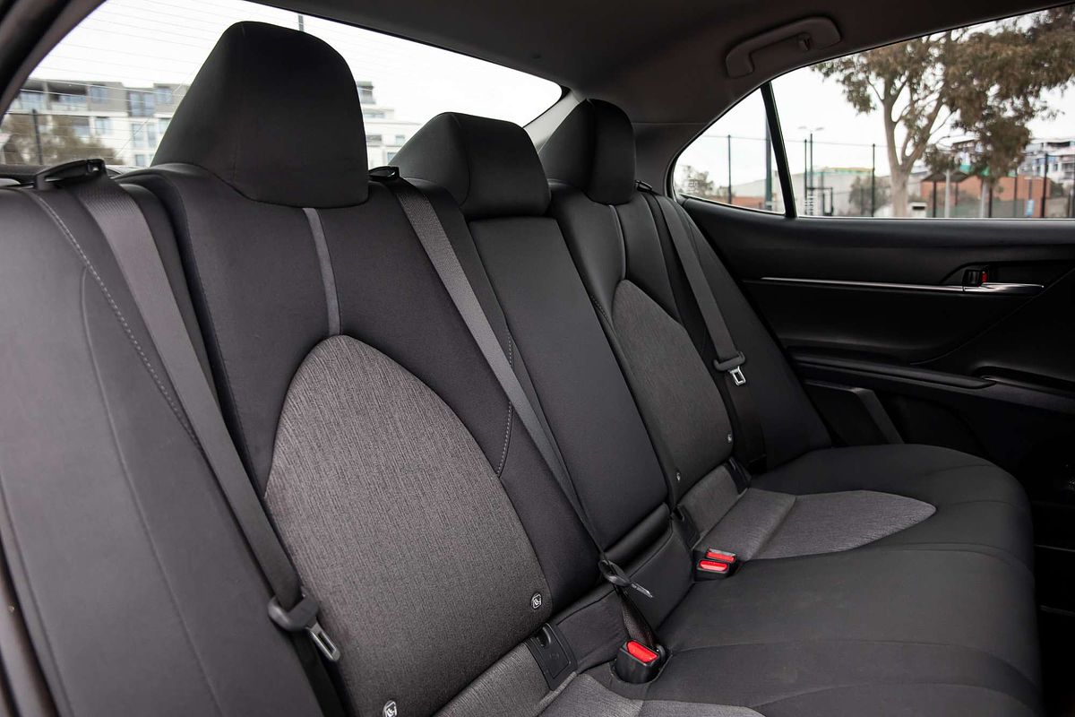 2021 Toyota Camry Ascent AXVH70R