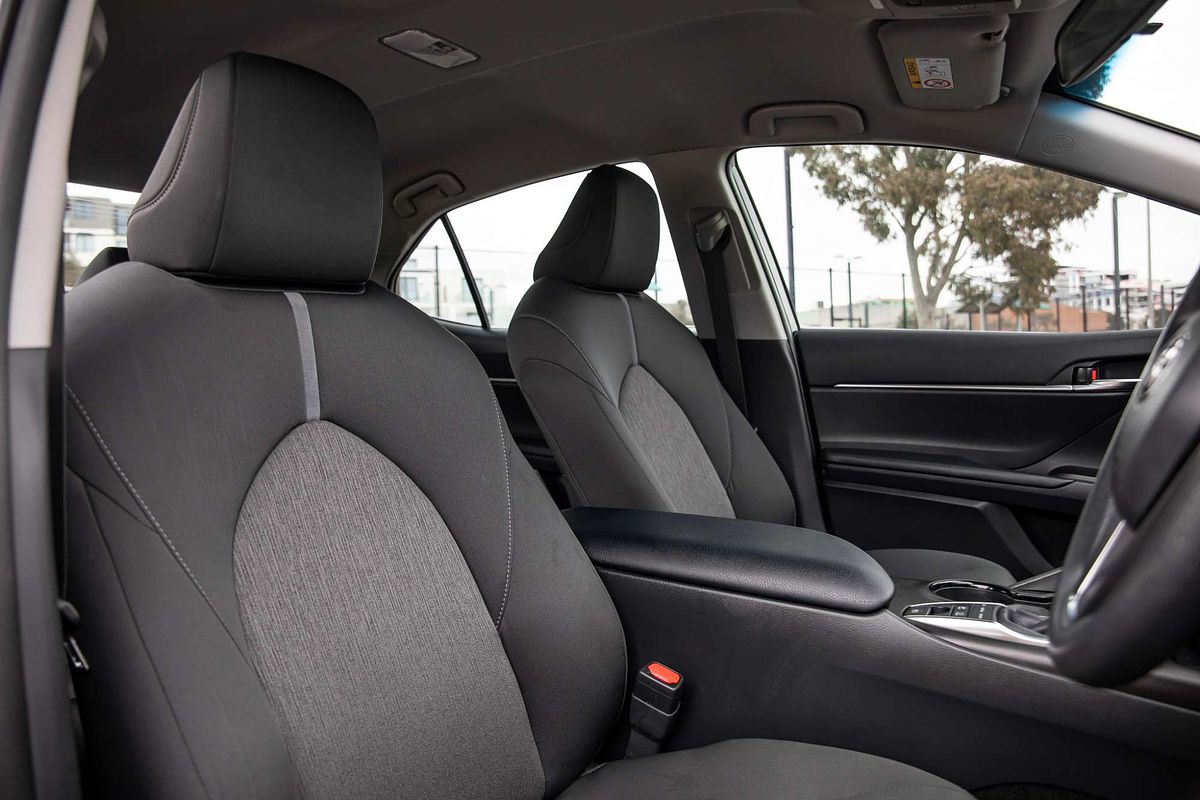 2021 Toyota Camry Ascent AXVH70R