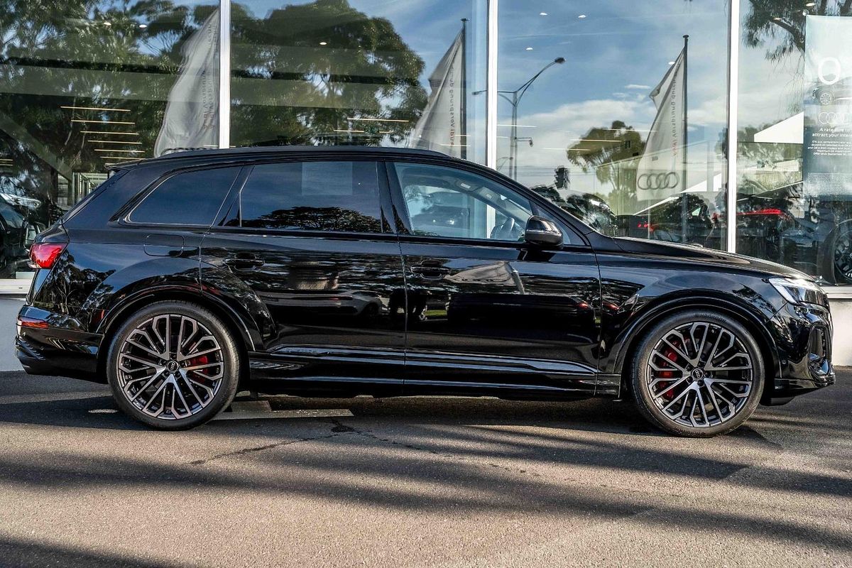 2024 Audi SQ7 TFSI 4M