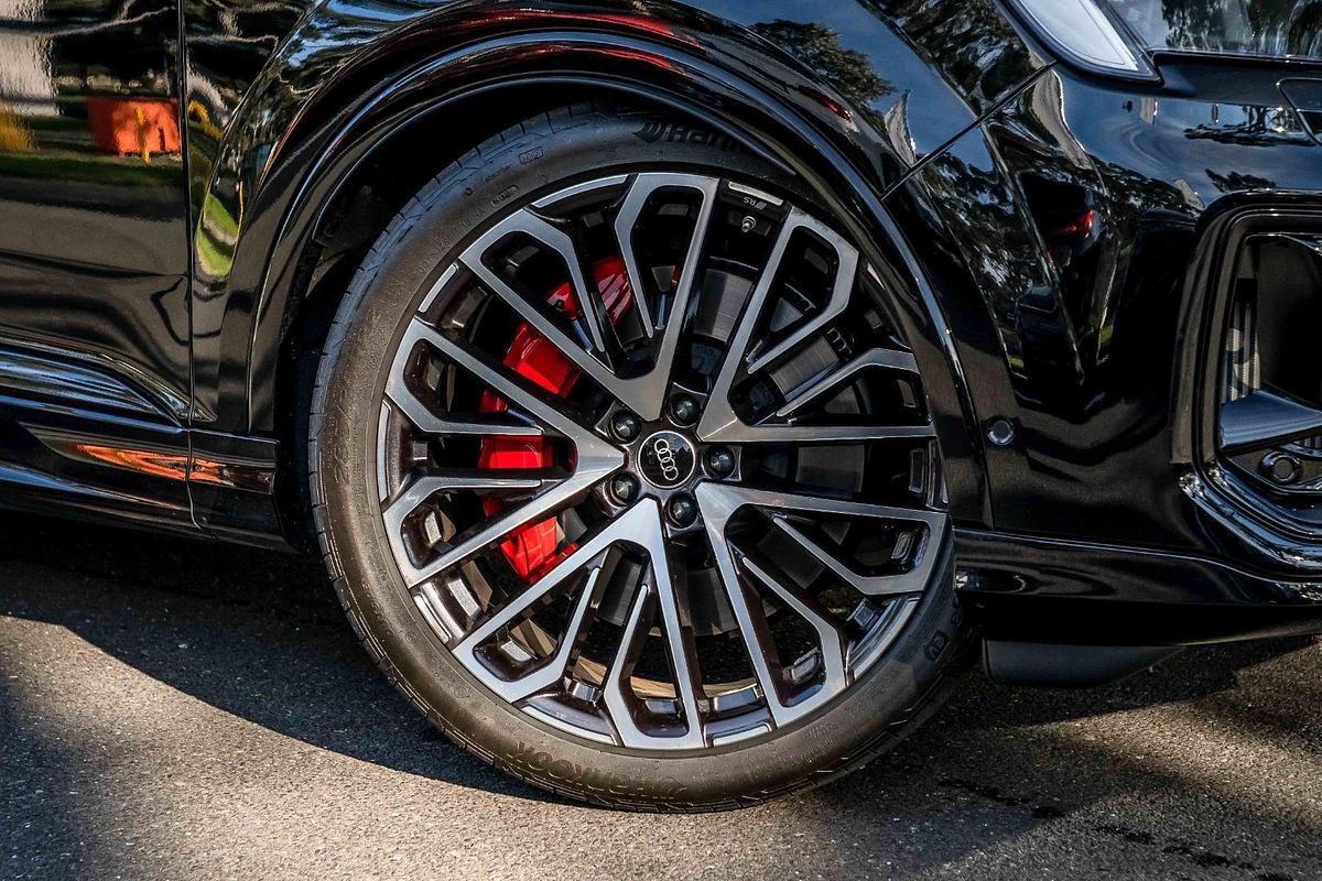 2024 Audi SQ7 TFSI 4M