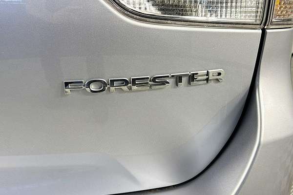 2023 Subaru Forester 2.5i S5