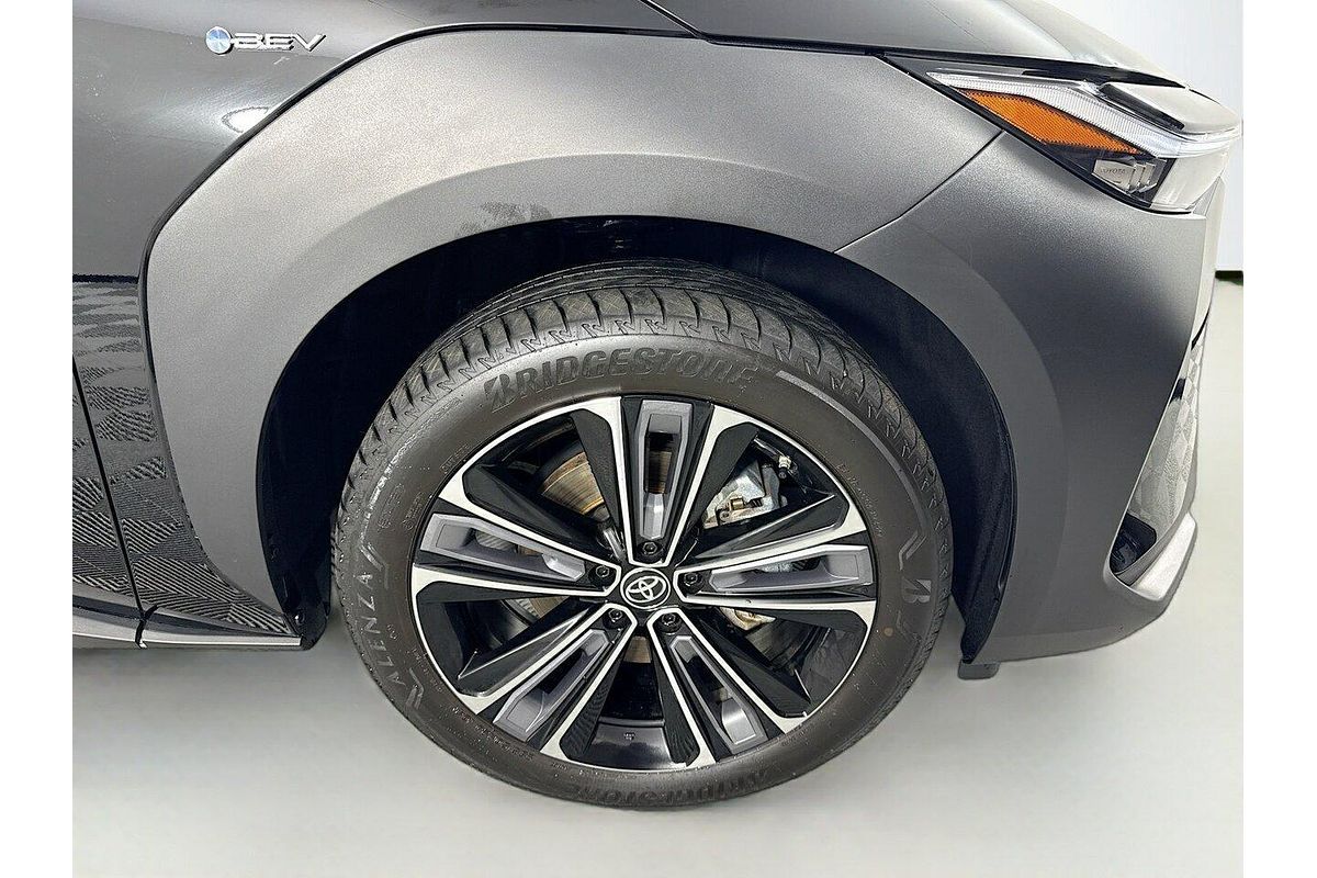 2024 Toyota bZ4X XEAM10R