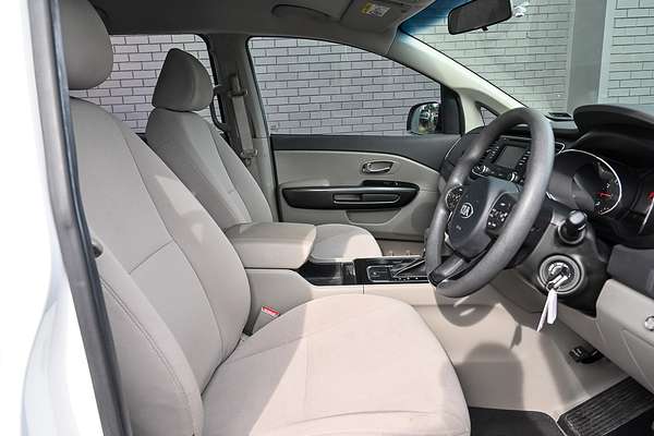 2017 Kia Carnival S YP