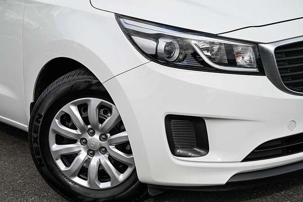 2017 Kia Carnival S YP