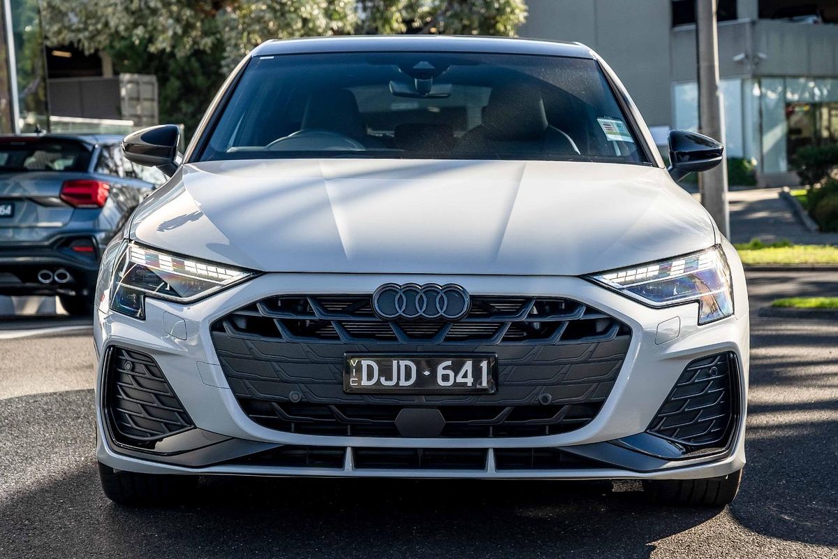 2024 Audi A3 35 TFSI S line GY