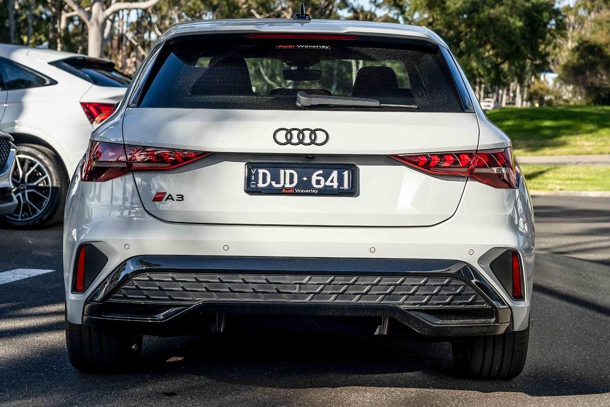 2024 Audi A3 35 TFSI S line GY
