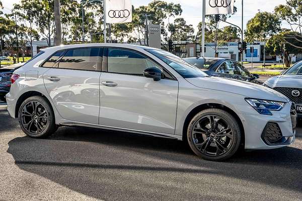 2024 Audi A3 35 TFSI S line GY
